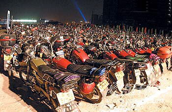 嚴(yán)打盜搶機(jī)動(dòng)車，保障舊機(jī)動(dòng)車市場(chǎng)秩序