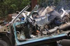 襄陽(yáng)舊車墓地 報(bào)廢汽車肢解工人的堅(jiān)守與轉(zhuǎn)型